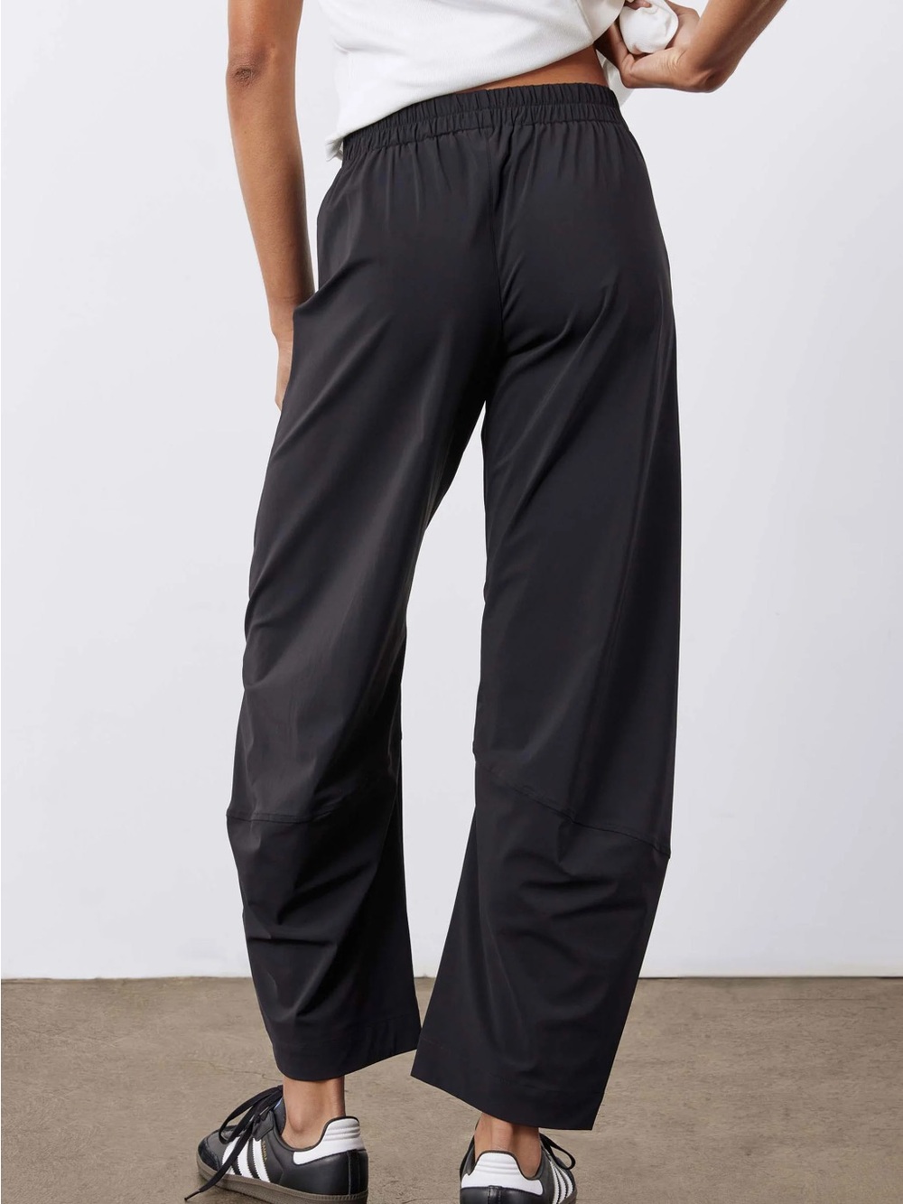 Ruti THE PETITE ON THE LOOSE WORK PANTS - Picture 2 of 8